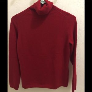 Holiday Cashmere T-neck